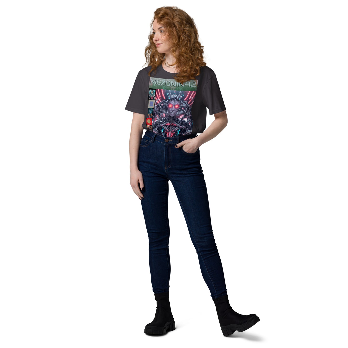 T-shirt unisex in cotone biologico. Collezione - MEZONIN 42, Design - ANDRBEL STUDIO