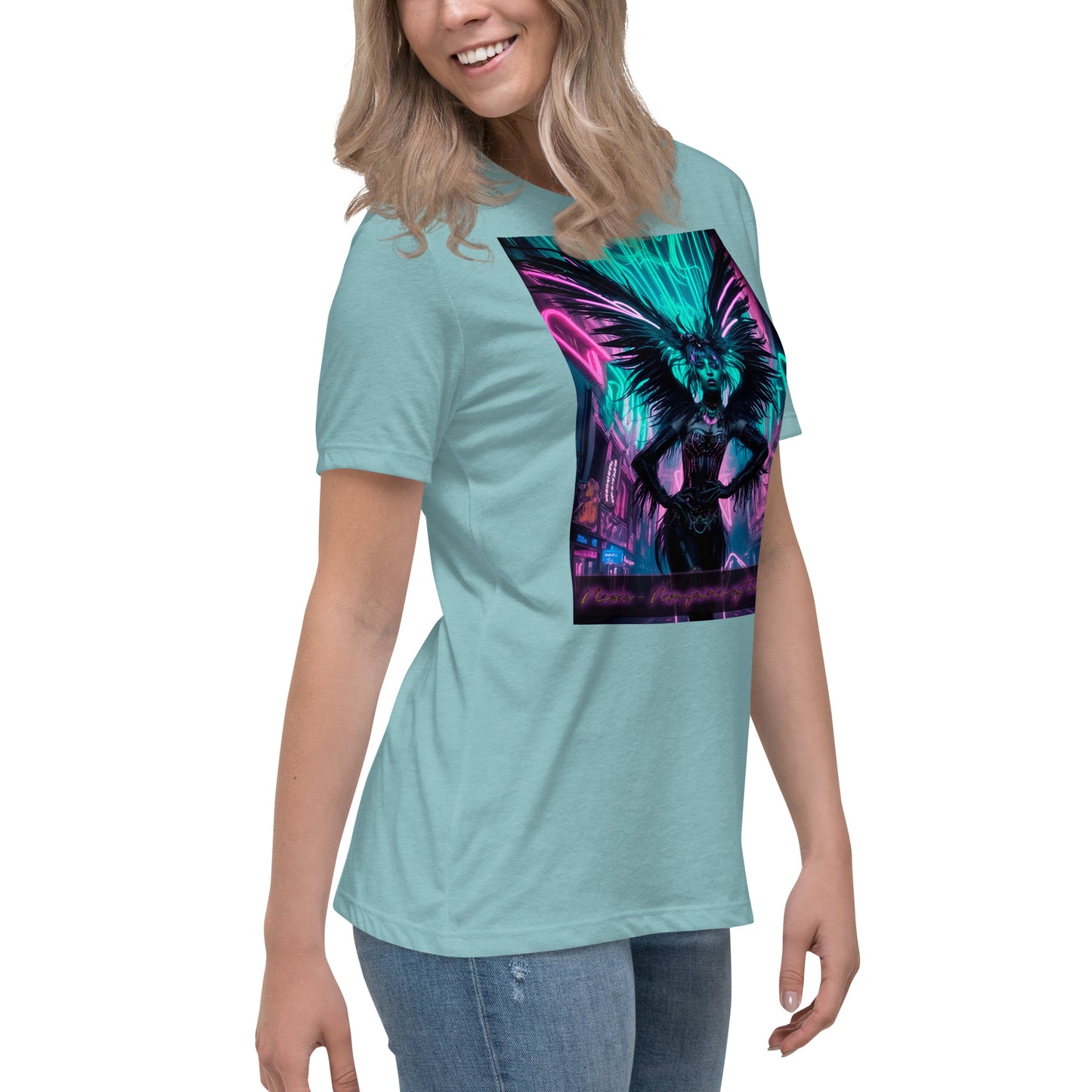 T-shirt rilassata da donna, Collezione - Neoka-Neon fate della notte, Design - ANDRBEL STUDIO