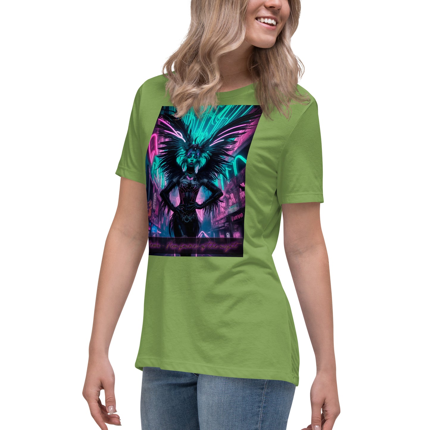 T-shirt rilassata da donna, Collezione - Neoka-Neon fate della notte, Design - ANDRBEL STUDIO