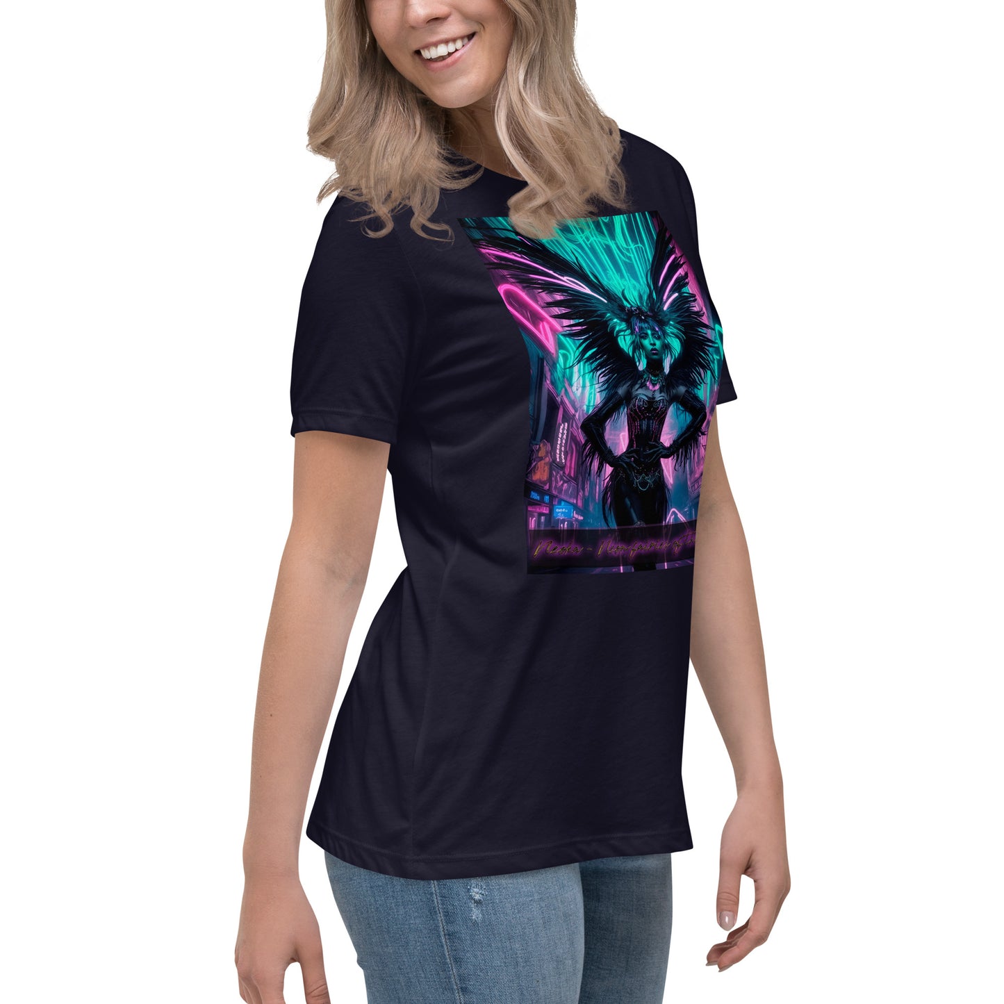 T-shirt rilassata da donna, Collezione - Neoka-Neon fate della notte, Design - ANDRBEL STUDIO